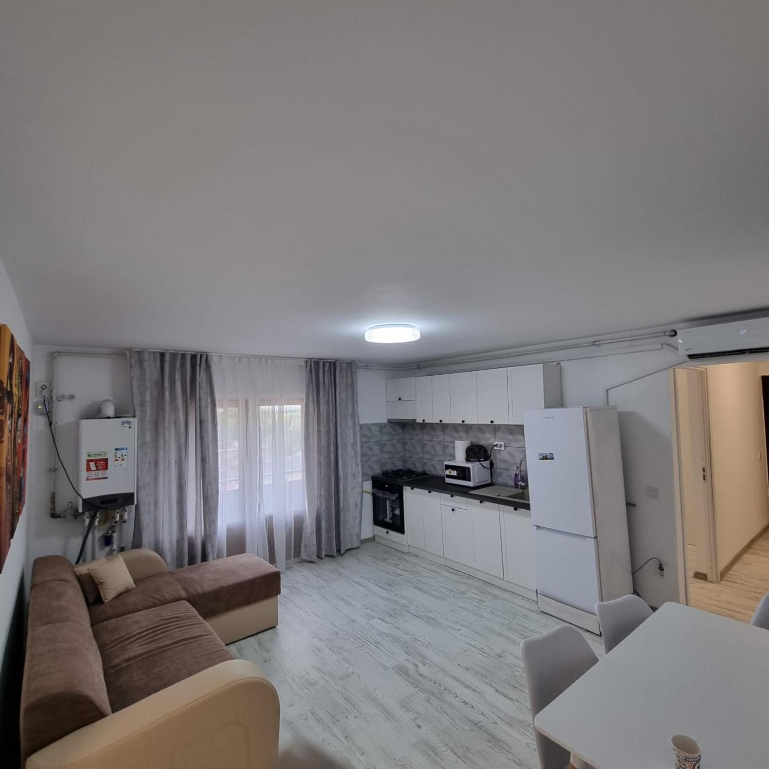 Lovely 2 Bedrooms Flat Cornelia- Central Corabia Buitenkant foto